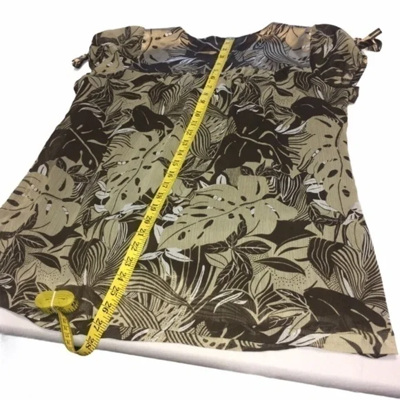 3/$21 Apt. 9 Short Sleeve Top - Picture 3 of 7